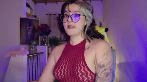 Snapshot of hazelbrownn23 chatting on July 27, 2026, 1:23 am Hazel Brown online show from July 27, 2026, 1:23 am