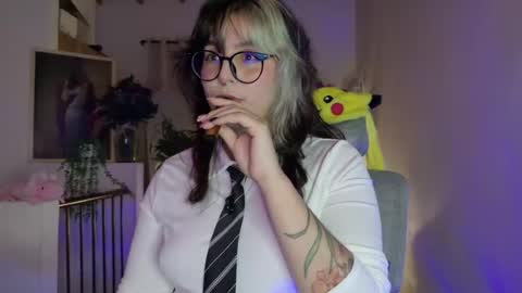 Snapshot of hazelbrownn23 chatting on July 31, 2026, 1:49 am Hazel Brown online show from July 31, 2026, 1:49 am