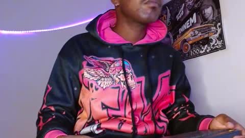 hazlan_420 online show from February 4, 2026, 12:16 am