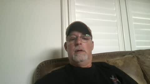 Hdeuce22 online show from September 8, 2025, 5:34 pm