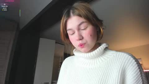 Heather online show from November 26, 2025, 3:29 am