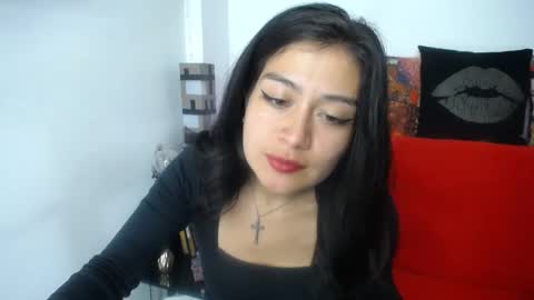 Snapshot of heavencute chatting on December 17, 2024, 4:00 pm Heaven online show from December 17, 2024, 4:00 pm