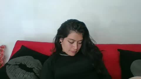 Snapshot of heavencute chatting on January 8, 2025, 8:29 pm Heaven online show from January 8, 2025, 8:29 pm