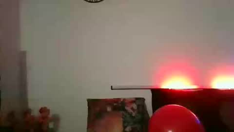 Snapshot of heavencute chatting on February 14, 2025, 10:58 pm Heaven online show from February 14, 2025, 10:58 pm