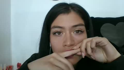 Snapshot of heavencute chatting on March 4, 2025, 7:01 pm Heaven online show from March 4, 2025, 7:01 pm