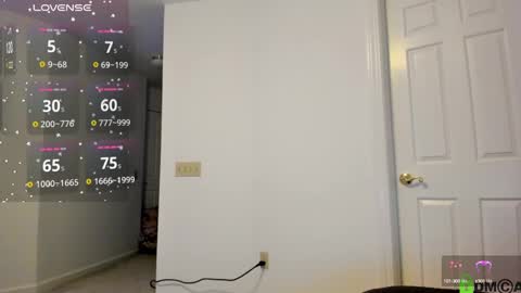 Snapshot of heaveniabb chatting on December 12, 2024, 5:52 am Helen online show from December 12, 2024, 5:52 am