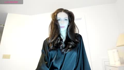 Snapshot of heaveniabb chatting on January 16, 2025, 4:07 am Helen online show from January 16, 2025, 4:07 am