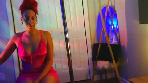 Snapshot of heavenllyy chatting on September 26, 2025, 3:32 am Heavenllyy online show from September 26, 2025, 3:32 am