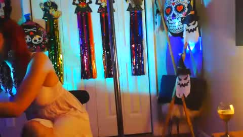 Snapshot of heavenllyy chatting on November 22, 2025, 2:10 am Heavenllyy online show from November 22, 2025, 2:10 am