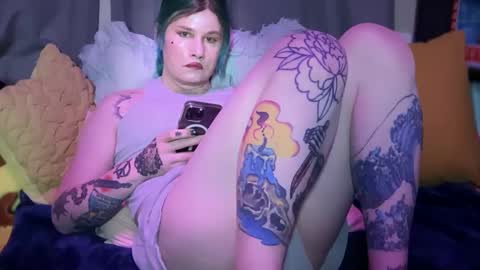 Saoirse online show from September 10, 2025, 5:07 am