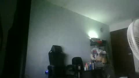 Snapshot of heavy_rebellxc chatting on June 11, 2026, 6:33 am Heavy Rebell online show from June 11, 2026, 6:33 am