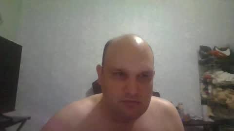 Snapshot of heavy_rebellxc chatting on June 16, 2026, 4:37 am Heavy Rebell online show from June 16, 2026, 4:37 am