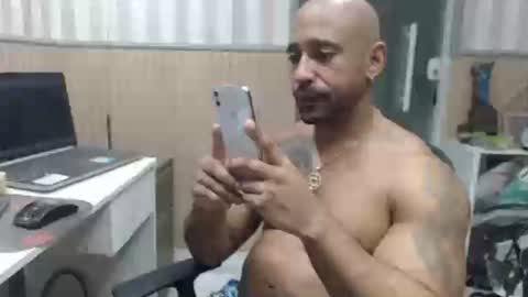 Snapshot of hebertgomes chatting on December 2, 2024, 9:28 pm hebertgomes online show from December 2, 2024, 9:28 pm