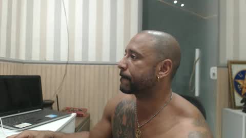 hebertgomes online show from December 20, 2025, 10:39 pm