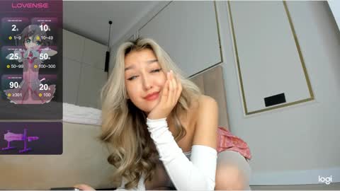 Snapshot of hee_nomy chatting on December 11, 2024, 6:25 am Nomy3 online show from December 11, 2024, 6:25 am