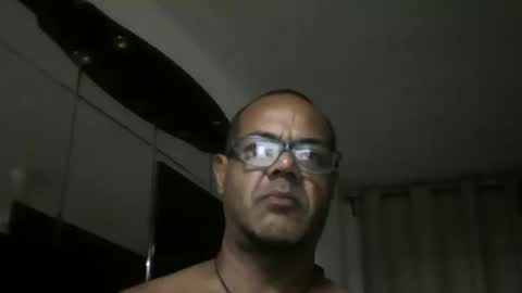 Snapshot of heistt chatting on September 22, 2025, 11:40 pm Heist Stein online show from September 22, 2025, 11:40 pm