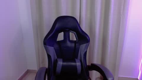 ETHEREAL HEIZER online show from October 10, 2025, 1:48 am