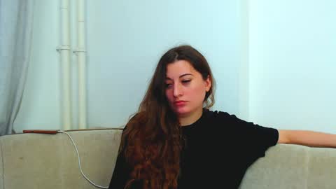 helen_adams_ online show from December 27, 2024, 11:39 am