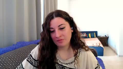 helen_adams_ online show from June 2, 2026, 6:48 am