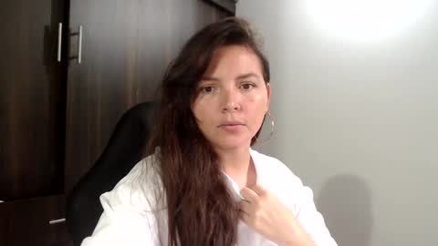 helena online show from October 12, 2025, 3:00 pm