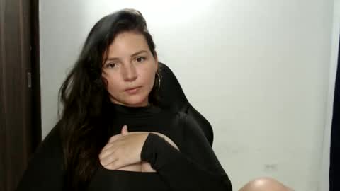 helena online show from October 31, 2025, 10:55 pm