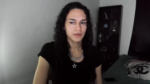 Snapshot of helena_spellman chatting on November 22, 2025, 12:20 am helena_spellman online show from November 22, 2025, 12:20 am