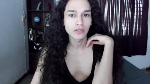 Snapshot of helena_spellman chatting on June 9, 2026, 4:40 pm helena_spellman online show from June 9, 2026, 4:40 pm