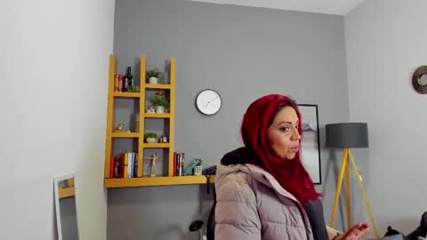 Helena online show from December 15, 2025, 11:47 am