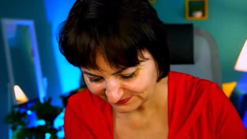 Snapshot of helenbeler chatting on November 6, 2025, 6:03 am helenbeler online show from November 6, 2025, 6:03 am