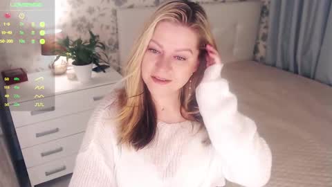 Snapshot of helenbonham chatting on December 23, 2024, 3:40 am Helena Bonham online show from December 23, 2024, 3:40 am