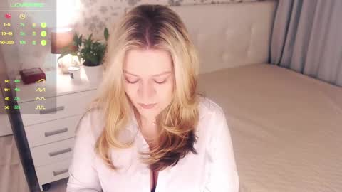 Snapshot of helenbonham chatting on January 21, 2025, 4:43 am Helena Bonham online show from January 21, 2025, 4:43 am