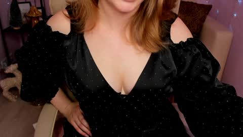 Helen online show from December 26, 2024, 8:18 am