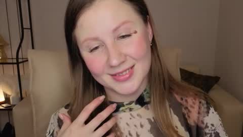 Snapshot of helens_lov chatting on February 1, 2026, 1:26 am Helen online show from February 1, 2026, 1:26 am