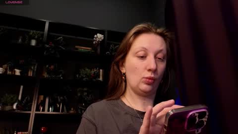 Helga online show from February 3, 2026, 5:05 am