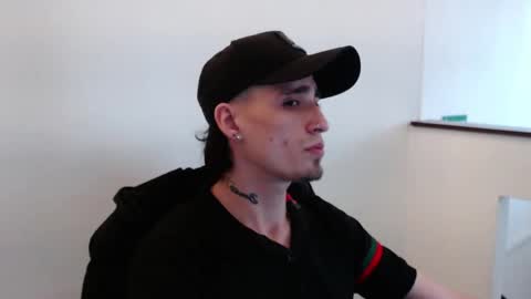 Eros online show from February 25, 2026, 10:19 pm