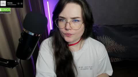 Red online show from December 10, 2024, 5:22 pm