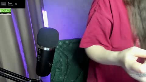 Red online show from February 14, 2025, 6:40 pm