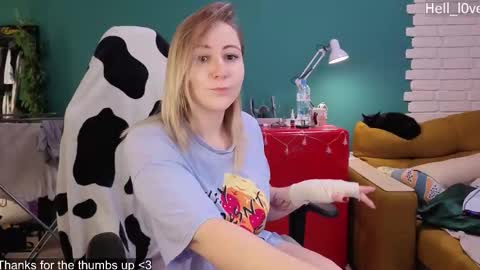 Snapshot of hell_l0ve chatting on February 11, 2026, 11:59 am Anastasiia online show from February 11, 2026, 11:59 am