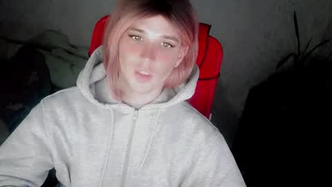 Snapshot of hellenspellman chatting on September 23, 2025, 4:54 pm Helen Spellman online show from September 23, 2025, 4:54 pm