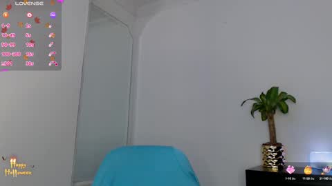 Snapshot of hello_candy chatting on October 4, 2025, 1:14 am Candy online show from October 4, 2025, 1:14 am