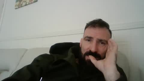 hellobunbunx0 online show from April 13, 2026, 8:20 am