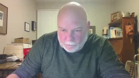 helloforfun111 online show from March 4, 2026, 11:16 am