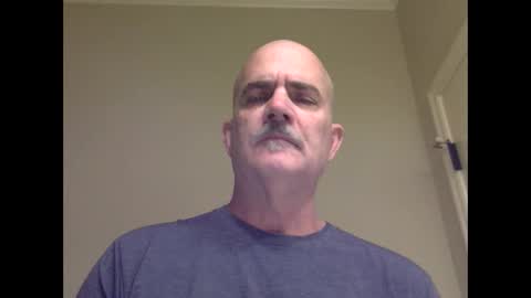 helloitsme969 online show from October 3, 2025, 6:38 pm