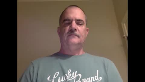Snapshot of helloitsme969 chatting on April 17, 2026, 5:27 pm helloitsme969 online show from April 17, 2026, 5:27 pm