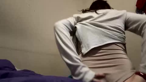 Snapshot of hellokitten123 chatting on January 24, 2025, 3:32 am hellokitten123 online show from January 24, 2025, 3:32 am