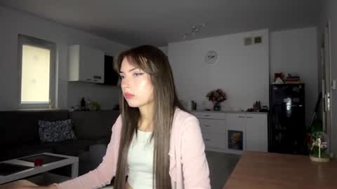 hellyluxury online show from July 20, 2026, 5:59 pm