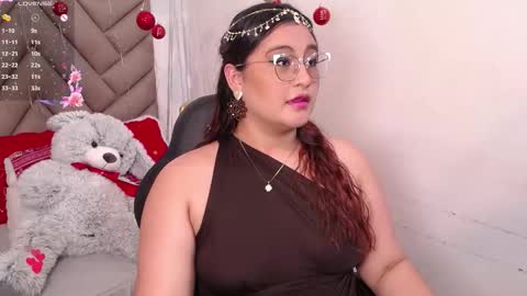 Zahira online show from December 18, 2025, 8:48 pm