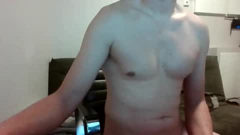 Snapshot of hemligknull chatting on February 17, 2025, 8:58 pm Jason Statham online show from February 17, 2025, 8:58 pm