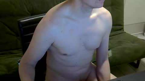 Snapshot of hemligknull chatting on March 22, 2026, 11:08 pm Jason Statham online show from March 22, 2026, 11:08 pm