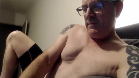 Snapshot of hempie1973 chatting on September 25, 2025, 11:14 am hempie1973 online show from September 25, 2025, 11:14 am